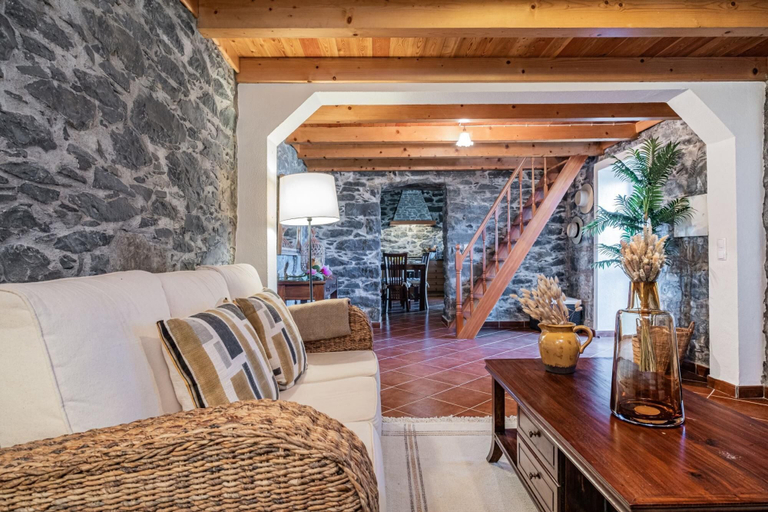 Others 5, Rainbow Cottage by Homie, Calheta