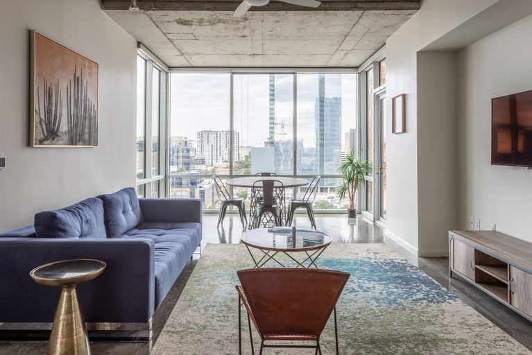 Room 5, Austin Remote Work Friendly 2BD 2BA Apartment, Travis
