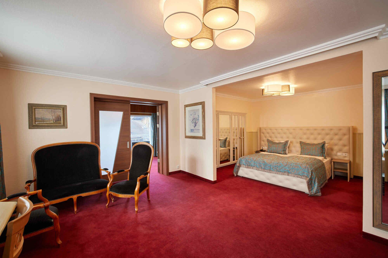 Bedroom 2, ATLAS Posthotel, Garmisch-Partenkirchen