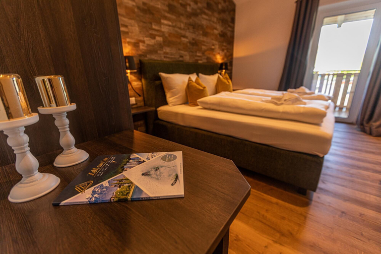 Room 3, Tevini Boutique Suites - Apartment Fire, Zell am See