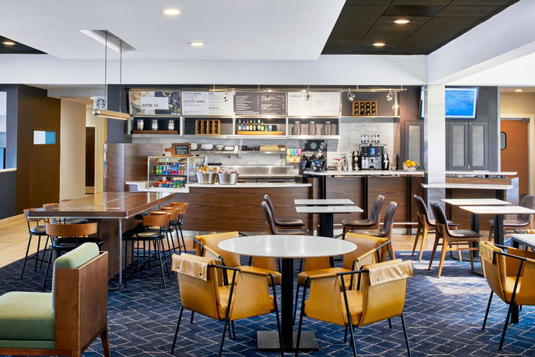 Food & Drinks 5, Courtyard by Marriott Memphis Airport, Shelby