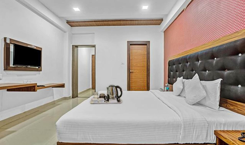 Bedroom 2, FabHotel Olive Residency Inn, Kancheepuram