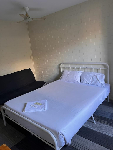 Bedroom 5, H&D Apartments, Melbourne