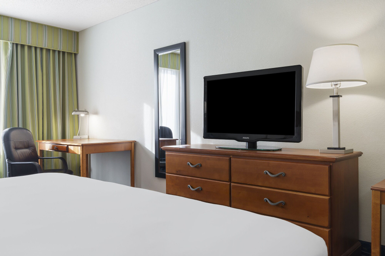 Bedroom 6