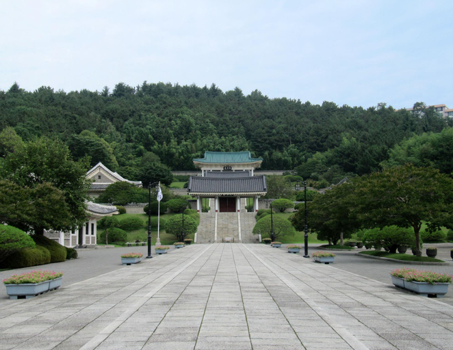 Hotel Lazzi, Geumjeong