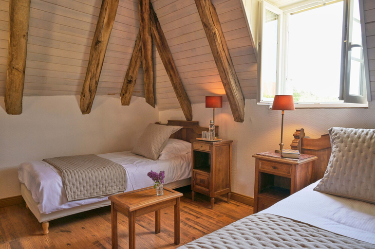 Bedroom 2, Domaine du Vidal, Corrèze