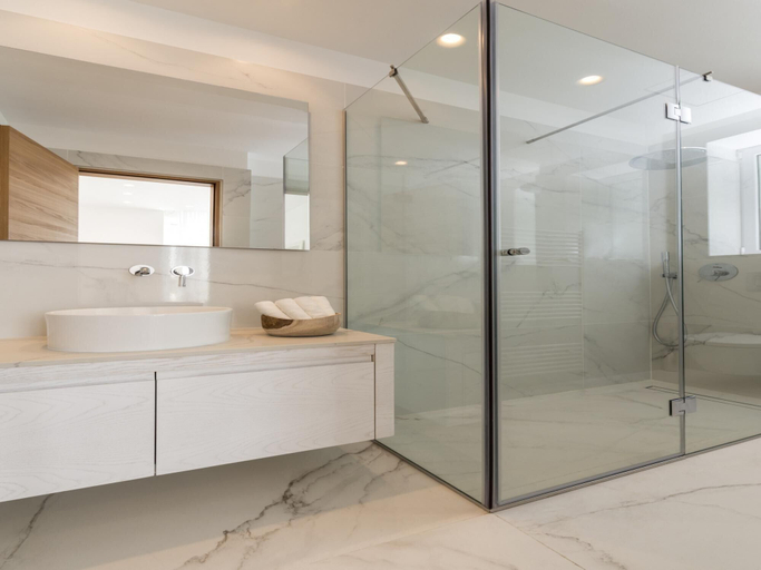 Bathroom 4, Blue Waves Protaras Beachfront Villa 3