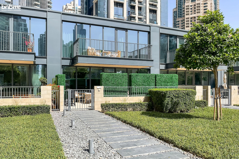 Exterior & Views 2, bnbme | Boulevard Heights | 3 + Maids, Dubai