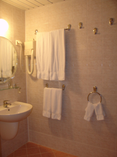Bathroom 4, Hotel Klisura, Nesebar