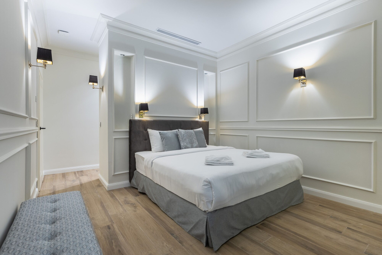 Bedroom 4, Belle Boutique