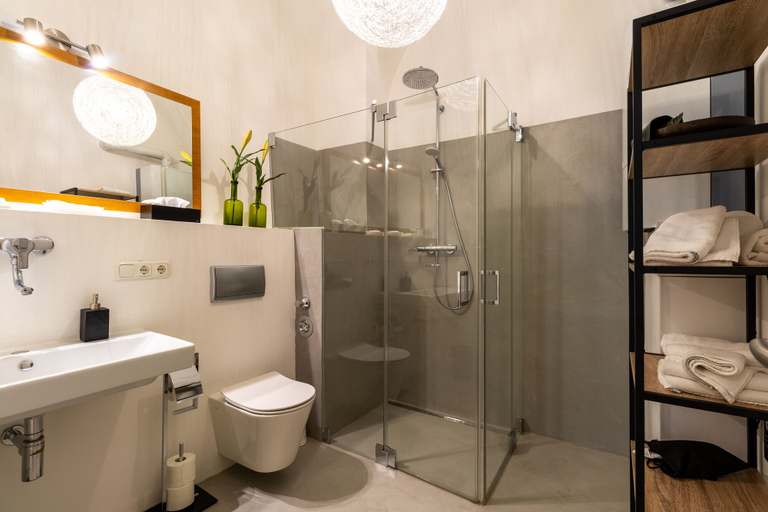 Bathroom 5, BARONHAUS Aparthotel & Suites, Passau