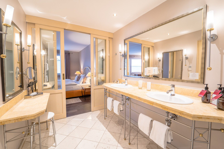 Bathroom 4, Romantischer Winkel RoLigio & Wellness Resort, Osterode am Harz