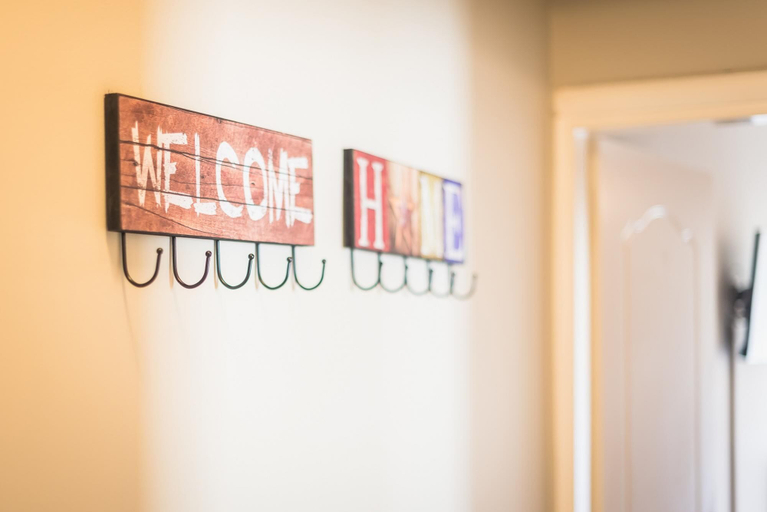 Room 4, Luxury and Spacious apt for 8 Guests New Features April 2025, Attica