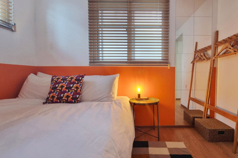 Bedroom 2, Naksan Balcony, Jongno