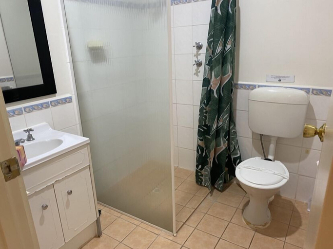 Bathroom 4, Tumby Bay Motel, Tumby Bay