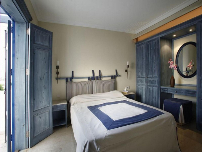 Bedroom 2, Villa Mykonos in Protaras