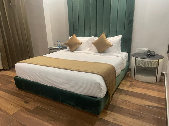 Bedroom 3, The Signate Royale, Bathinda