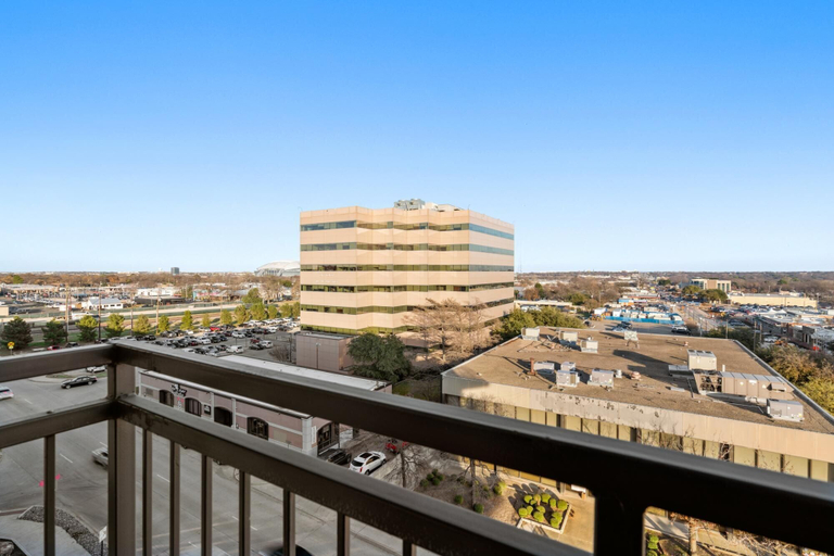Room 3, Arlington Designer Studio Apartment, Arlington