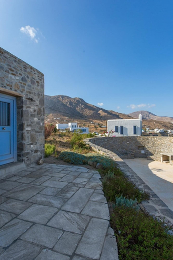 Room 3, An Amazing Stone Villa-a in Serifos w Shared Pool, South Aegean