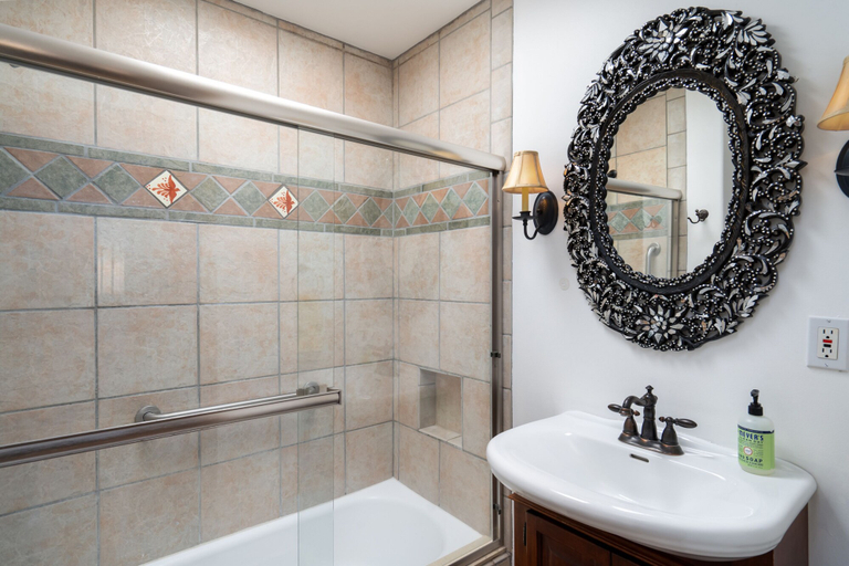 Bathroom 3, Solana Gardens, Santa Fe