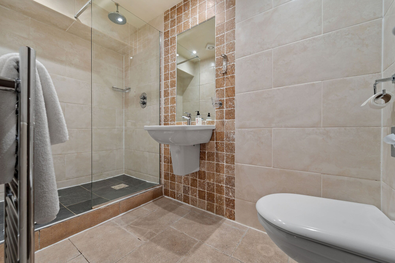 Bathroom 5, The Rutland Hotel, Sheffield