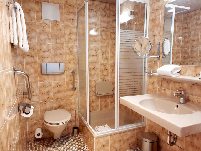 Bathroom 5