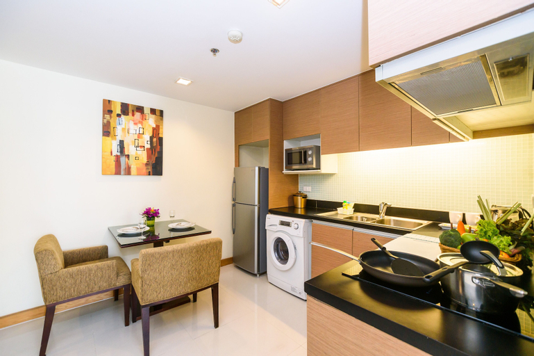 Dining Room 13
