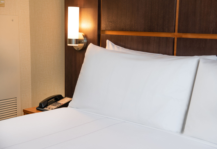 Bedroom 3, NCED Conference Center & Hotel, Cleveland