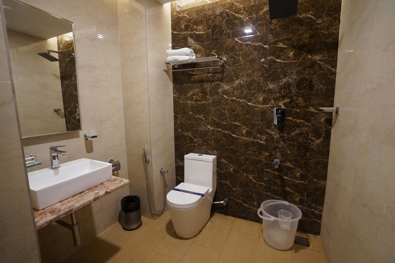 Bathroom 4, RAS RESIDENCY, Thanjavur