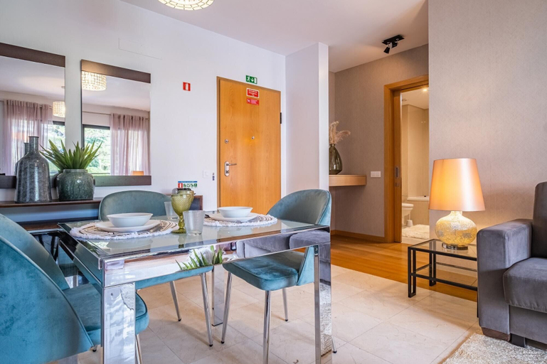 Room 3, Living Funchal by Homie, Funchal