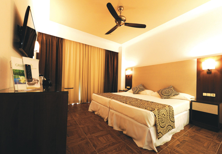 Bedroom 3, Hotel Riu Funana - All Inclusive