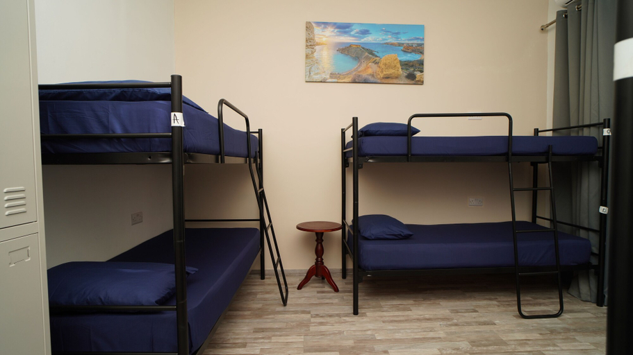 Bedroom, Bookarest Hostel Malta, St Julian's