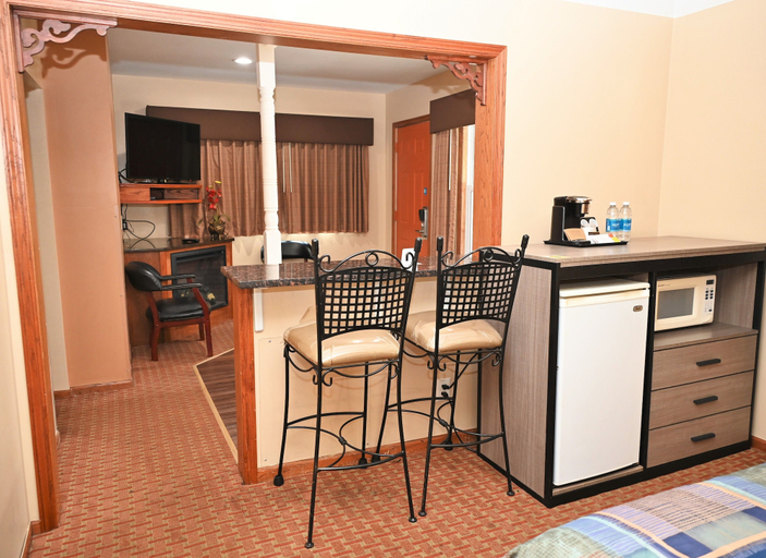 Others 5, Fellows Creek Lodge, Wayne