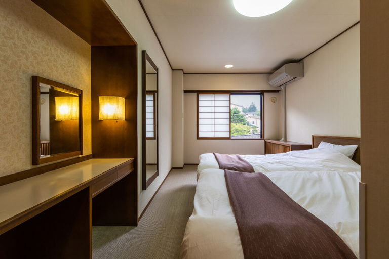 Bedroom 3, Okuhida Hot Spring Hirayukan, Takayama