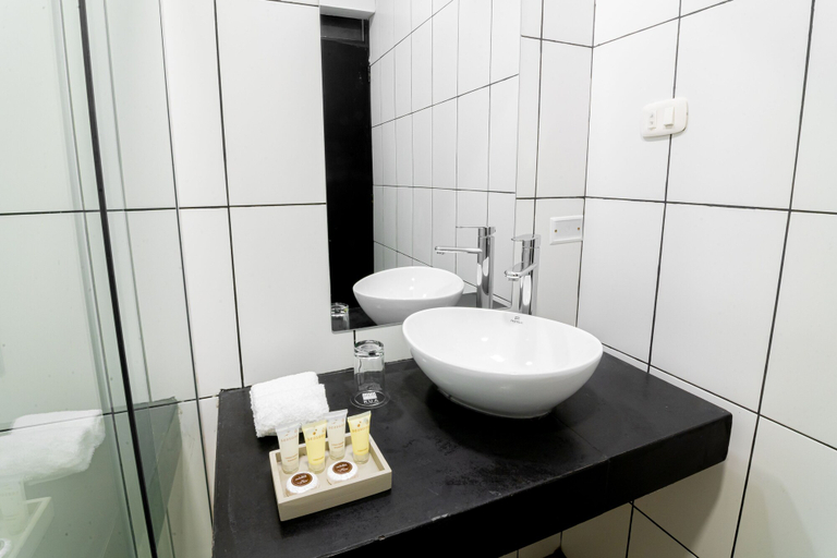 Bathroom 4, Rua Hoteles - Piura, Piura