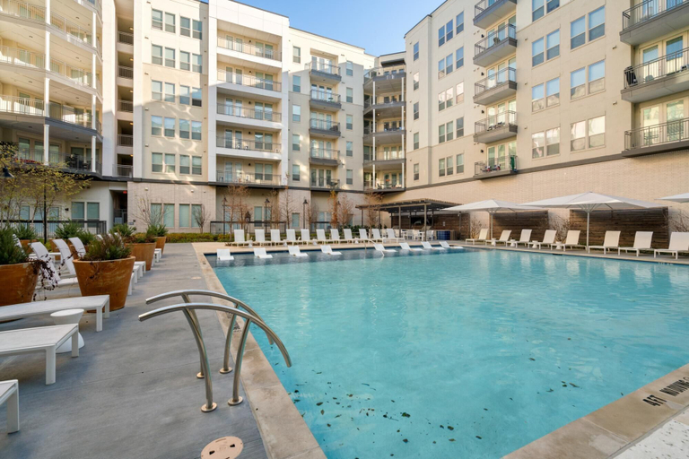 Room 5, Arlington Designer Studio Apartment, Arlington