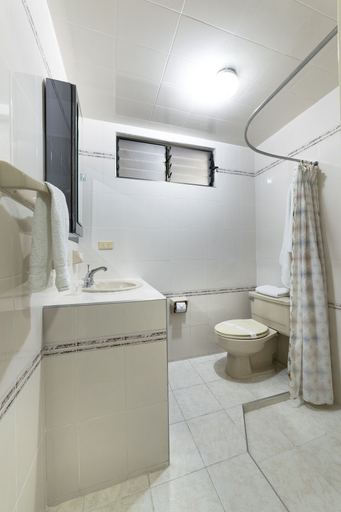 Bathroom 5, Hotel Stein Colonial, Santiago de Cali