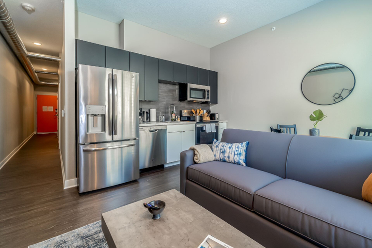 Room 4, Des Moines Heavenly 1BD 1BA Downtown Apartment, Polk