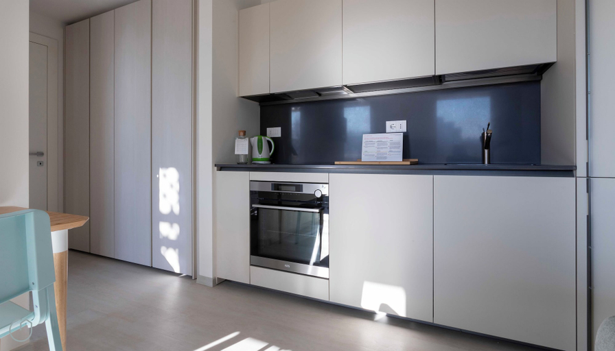 Others 5, Italianway - Flavio Gioia 5 A, Milano