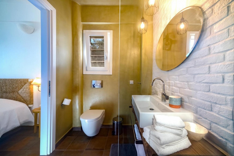 Room 3, Apeiron I Villa - Instaworthy Views Ace Location, Ionian Islands