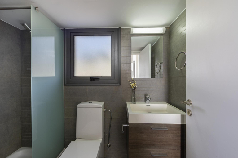 Bathroom 4, Greco Hilltop Views in Paralimni