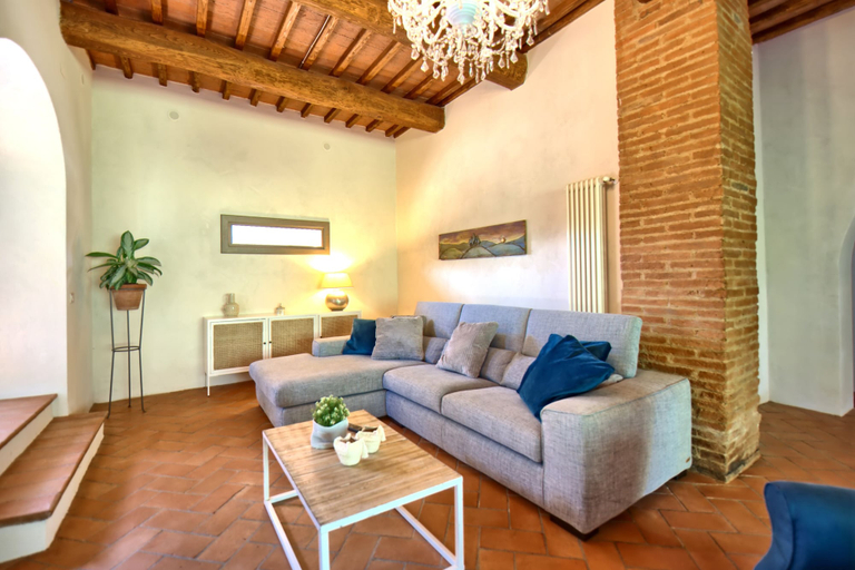 Others 5, Villa Nora, Florence