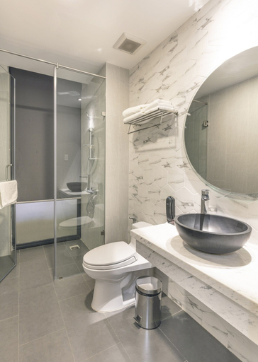 Bathroom 4, Len's Hotel, Đà Lạt