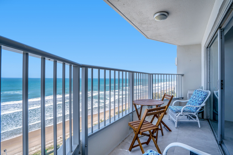 Exterior & Views 1, Pacific Plaza Apartments, Gold Coast