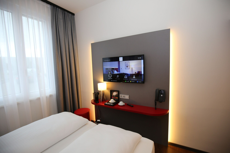 Bedroom 4, The Rhin Hotel, Dachau