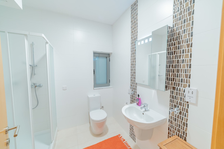 Bathroom 2, Luxury Seaview & Pool