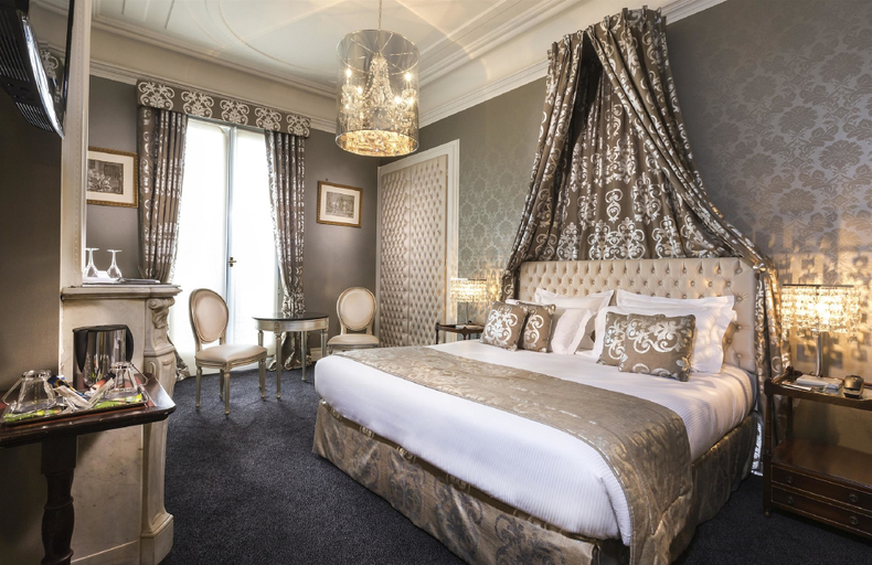 Bedroom 2, Hôtel Claridge, Paris
