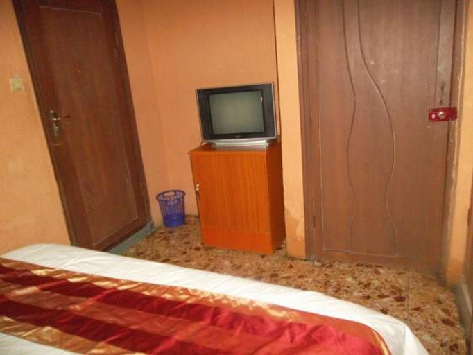 Bedroom 2, City Crown Hotels Limited, Obio/Akp