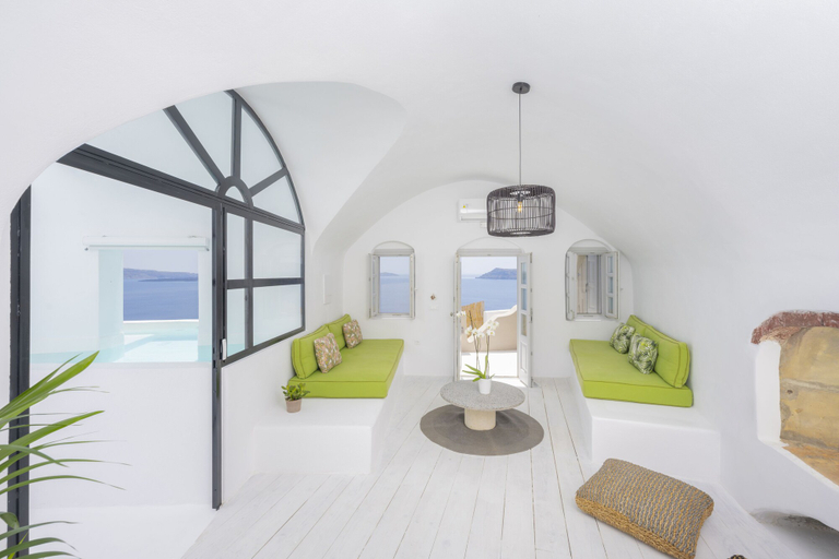 Bedroom 3, Nano Oia Canaves, South Aegean