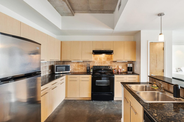 Room 5, Austin Remarkable 1BD 1BA 2nd Street District Apartment, Travis